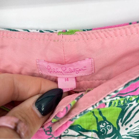 LILLY PULITZER Callahan Shorts Bloomin' Cacoonin' Print Size 14 Summer Plus Size - Picture 2 of 10